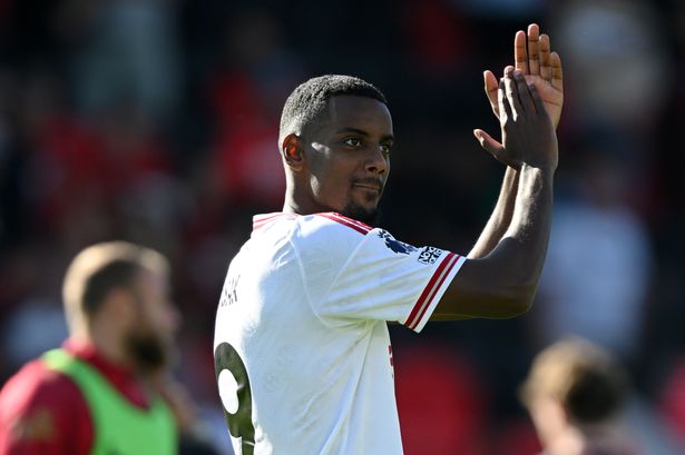 Liverpool could be without 7 players vs Brentford as Andoni Iraola waits on Alexander Isak