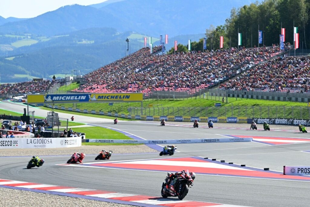 MotoGP to introduce sprint qualifying amid 2027 format changes