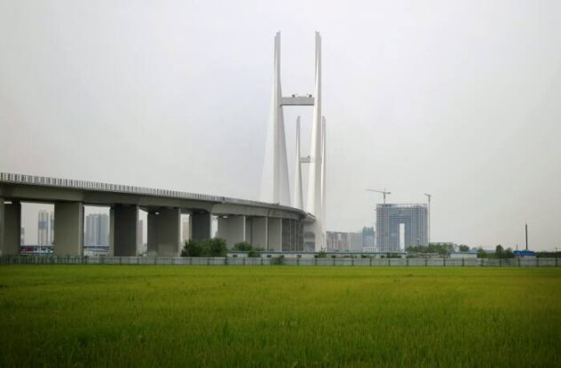 New bridge linking China and North Korea will open more than a decade late