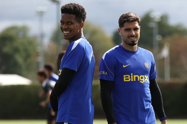 Pedro Neto provides update on Chelsea future and reveals Xabi Alonso's role in transfer decision