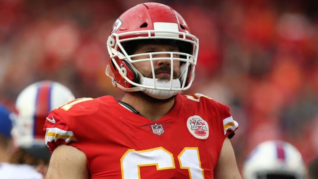 Prayers Pour In As Ex-Chiefs Star Mitch Morse Suffers Personal Tragedy