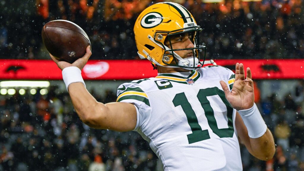 Prisco's Week 5 NFL picks: Packers upset Bears, Rams edge Bills on 'MNF'