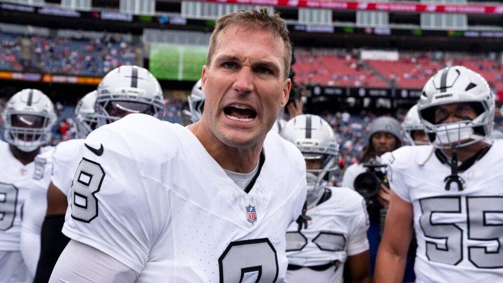 Raiders’ late-game struggles frustrate Kirk Cousins after narrow Bills defeat