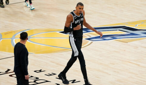 Ref asks for Victor Wembanyama’s help in odd moment during Spurs vs. Kings game