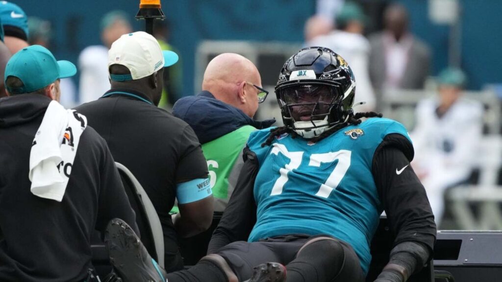 Reports: Jaguars LT Anton Harrison (knee) to undergo surgery