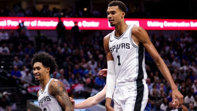 Spurs Avoid Disaster With Critical Win Over Mavericks: 3 Takeaways From Texas Showdown