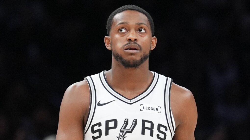 Spurs-Rockets injury report: De'Aaron Fox's status and more to know for the Austin showdown