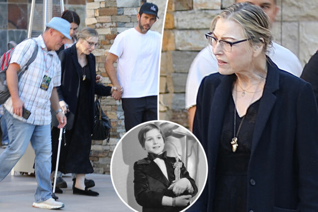 Tatum O’Neal, 62, makes rare public outing with family 6 years after near-fatal stroke
