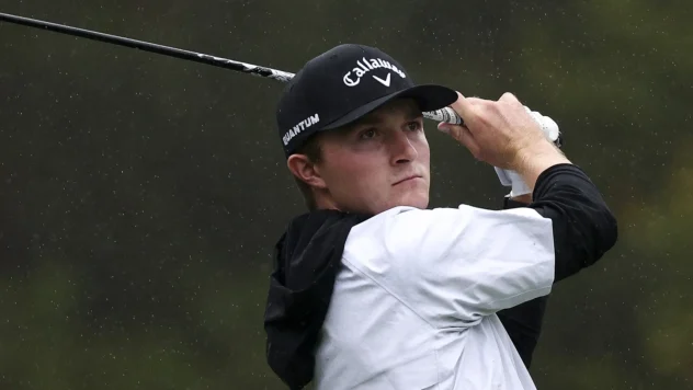 Teenage phenom earns Tour card, sets record the hard way
