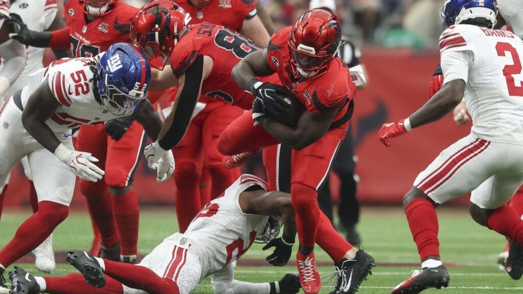 Texans RB Woody Marks returns after injury scare
