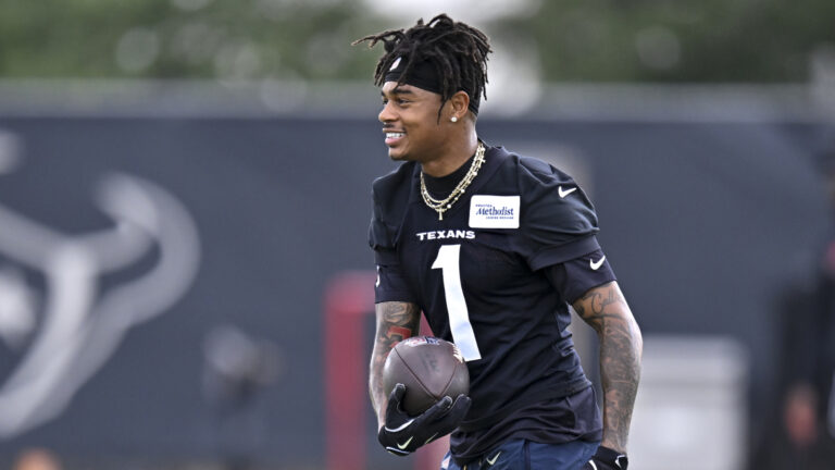 Texans WR Tank Dell To Play In Week 7