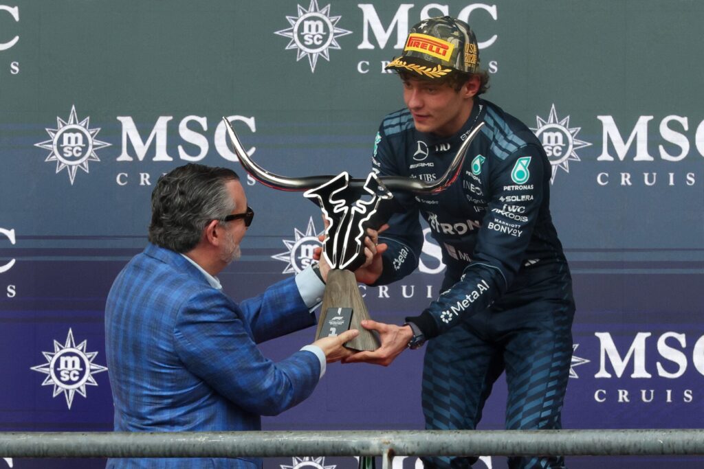 Texas Senator Ted Cruz’s appearance at United States GP podium ceremony leads to loud boos from fans