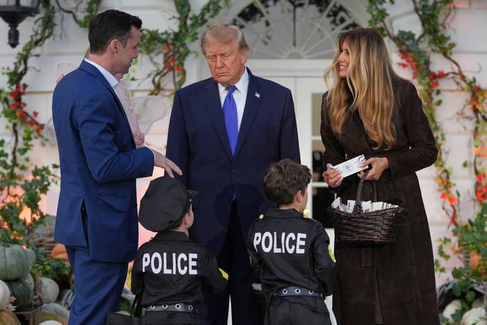 The Latest: Trump to hold rallies in Kansas and Iowa after canceling them