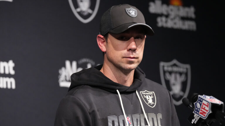 The Raiders Found Their Identity in the Fourth Quarter
