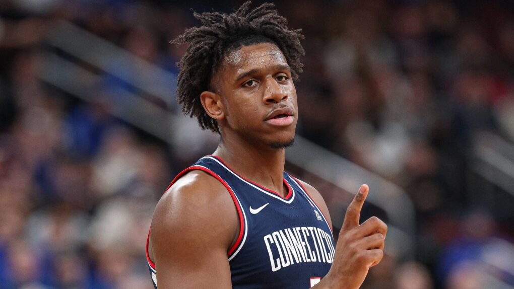 The Spurs' summer of adding bigs could lead to a boosted three-point attack