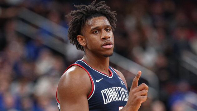 The Spurs' summer of adding bigs could lead to a boosted three-point attack