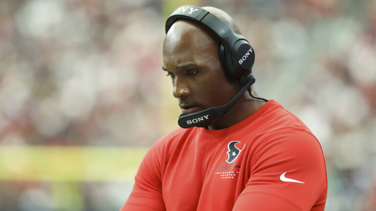 Underachieving defense is Texans' biggest problem right now