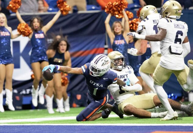 UTSA pulls through in another tight finish, winning see-saw battle against Navy