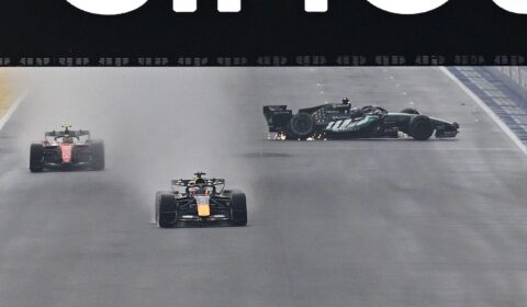 Verstappen wins sprint after Russell crashes out