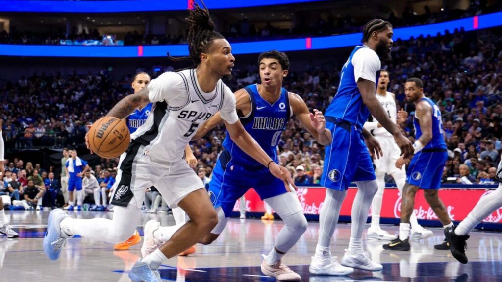 Victor Wembanyama, Spurs pull away from short-handed Mavs