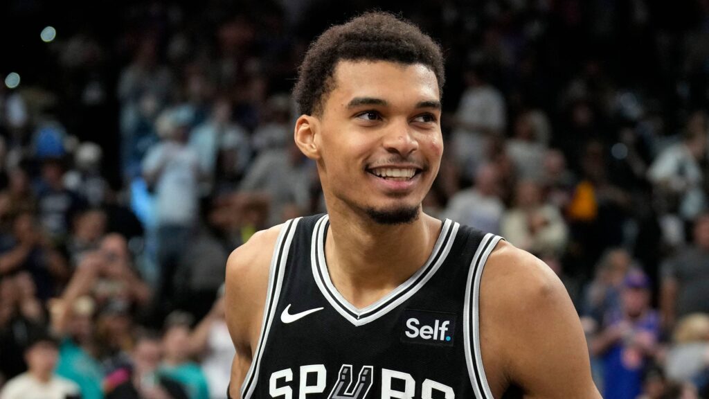 Victor Wembanyama wouldn't let the Spurs' trash three-point shooting stop his MVP campaign in Utah