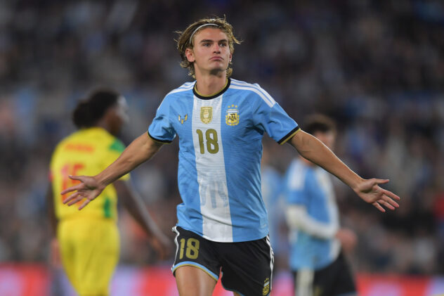 Video: Nico Paz scores another screamer in Messi’s final match for Argentina