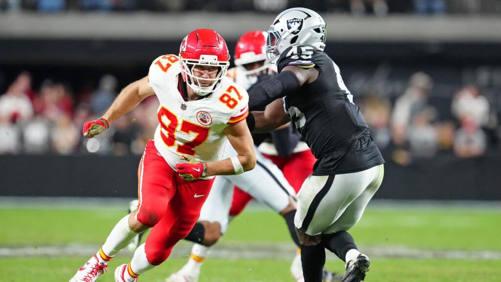 Week 4 NFL betting promos: Score almost $3,000 in bonuses from top online betting apps, sportsbooks