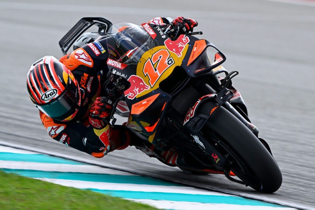 "When I don't have pain, I gain," says Maverick Vinales after return to form in Malaysian MotoGP practice