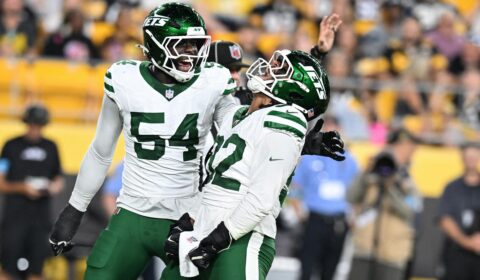 With Braiden McGregor injured, Jets sign Nate Lynn to active roster