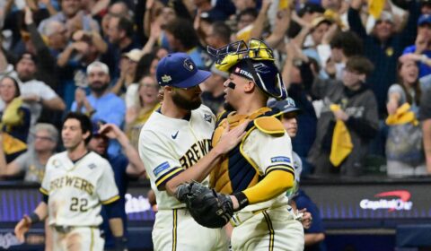 World Series winners and losers: Amazing Ashby, manager misfires, check-swing drama